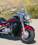 Does a windshield really need to rise 31.2 inches above the saddle? Try riding into the evening sun with a couple of hours' worth of bug goo lighting up in front of you. The Yamaha's shield feels wider than its 25.3-inch measurement. Does a windshield really need to rise 31.2 inches above the saddle? Try riding into the evening sun with a couple of hours' worth of bug goo lighting up in front of you. The Yamaha's shield feels wider than its 25.3-inch measurement.